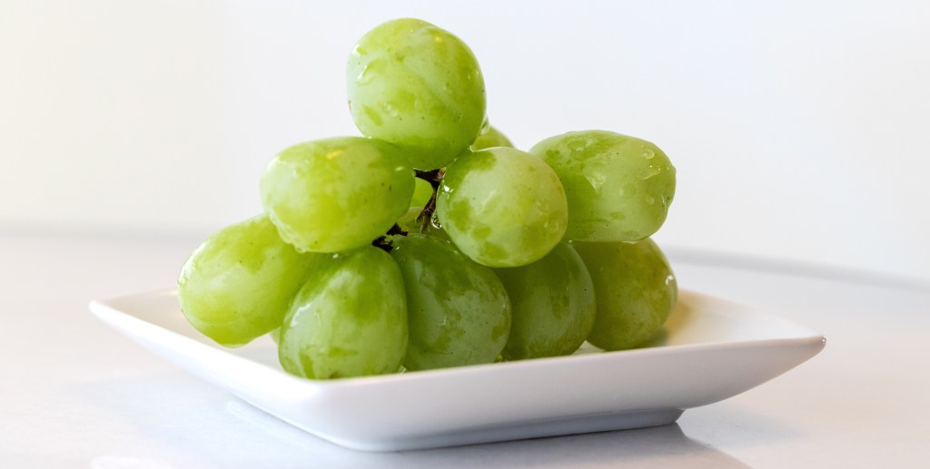 Discovering grapes as if for the first time